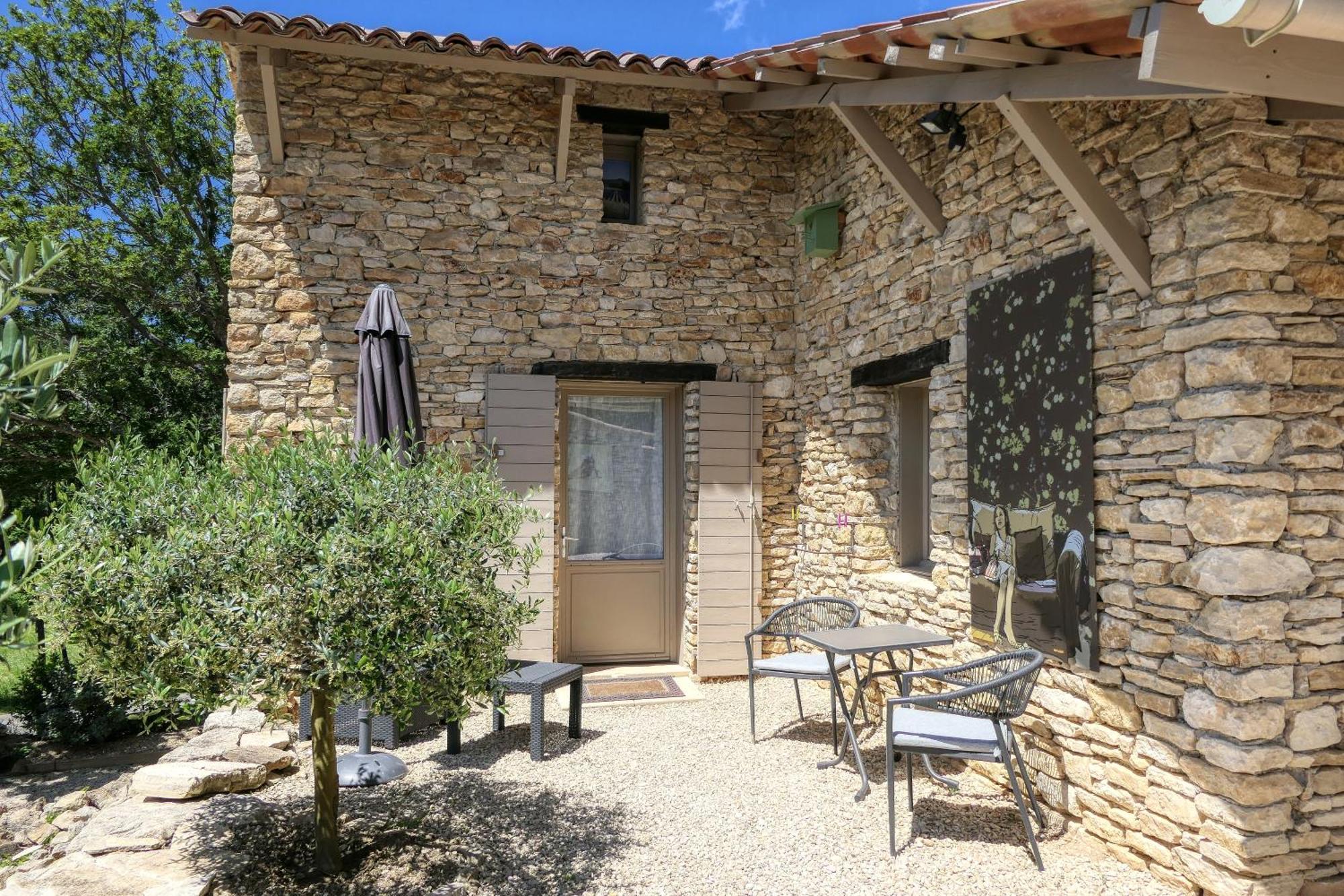 Le Hameau Fleur De Pierres , Chambre , Gite Et Table D'Hotes Murs  Exterior photo